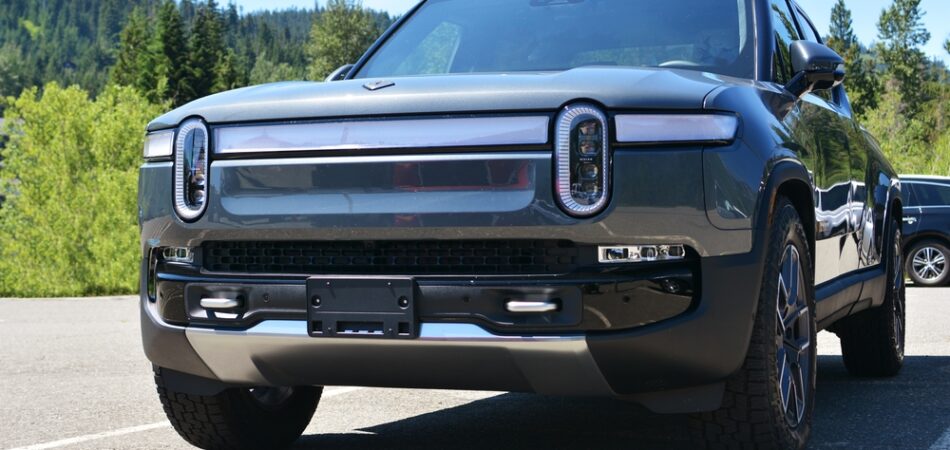 Snoqualmie,,washington, ,07,25,2022:,brand,new,rivian,r1t